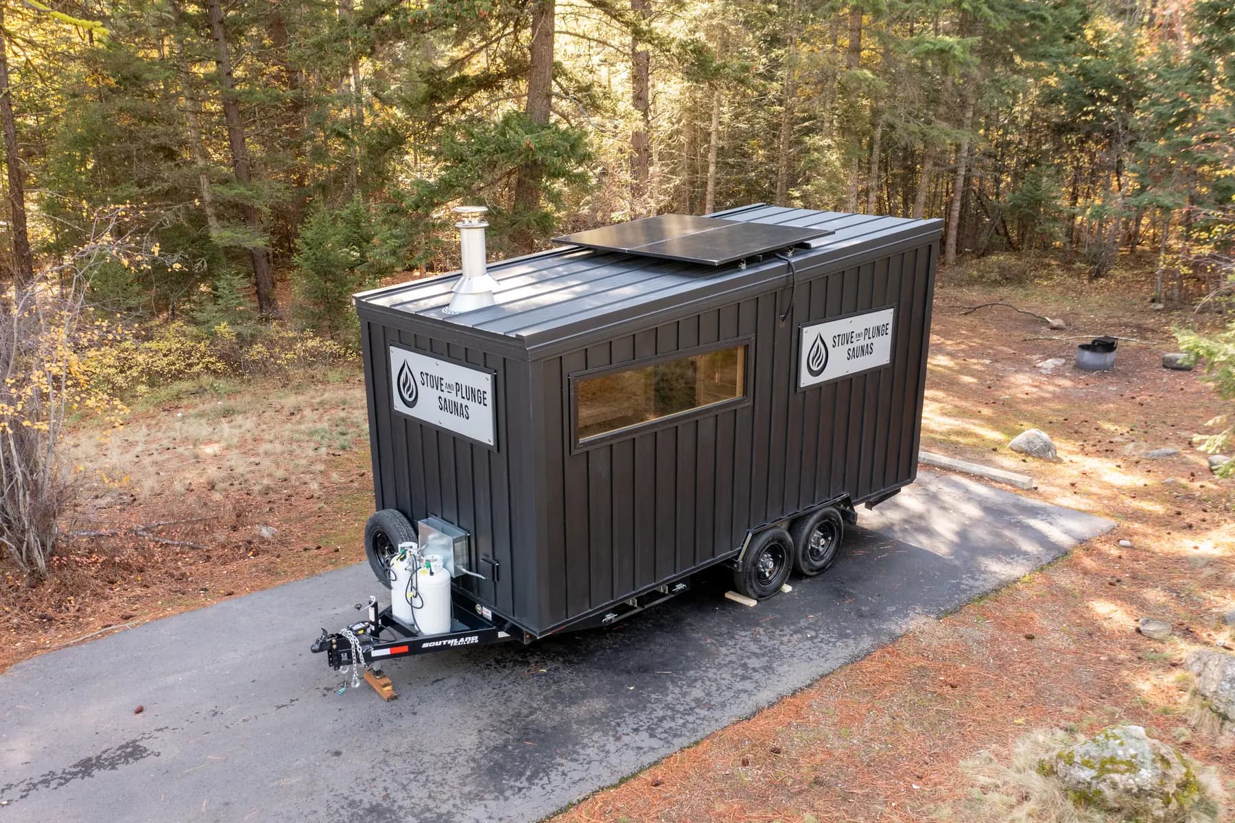 Mobile 10C from above, showing the roof, stovepipe and trailer hitch